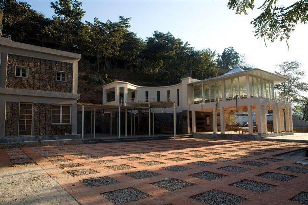Отель Atali Ganga Singtali Экстерьер фото